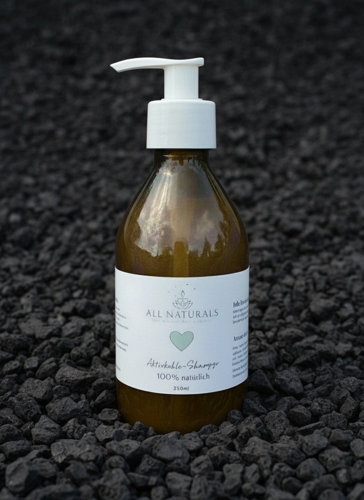 Natürliches Aktivkohle Shampoo mit Bio Schwarzkümmelöl – Sanfte Tiefenreinigung & Pflege – 250ml - All Naturals Shop