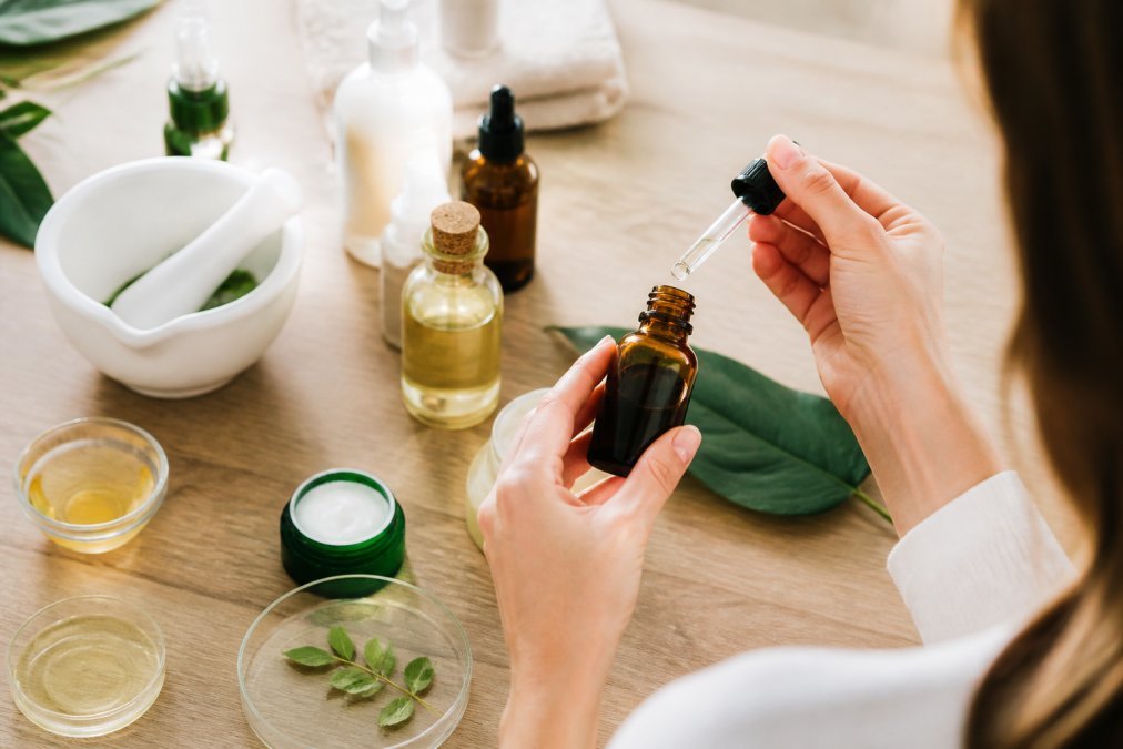 Schädliche Inhaltsstoffe in Kosmetik einfach erkennen - All Naturals Shop